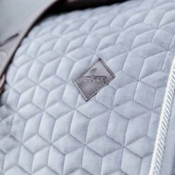 Kentucky Horsewear Kentucky Schabracke Basic Velvet Dressur Beige Vollblut 29 Kentucky Horsewear Kentucky Schabracke Basic Velvet Dressur Beige Vollblut -Pferdebedarf Verkauf kentucky 42589 08 dr 4.249d61