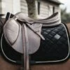 Kentucky Horsewear Kentucky Springsatteldecke Corduroy Schwarz Warmblut -Pferdebedarf Verkauf kentucky spring zadeldekje corduroy zwart.89af23