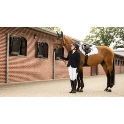 LeMieux Schabracke Crystal Suede Close Contact Weiß -Pferdebedarf Verkauf lemieux 1s6a9757 edit copy.5afb42